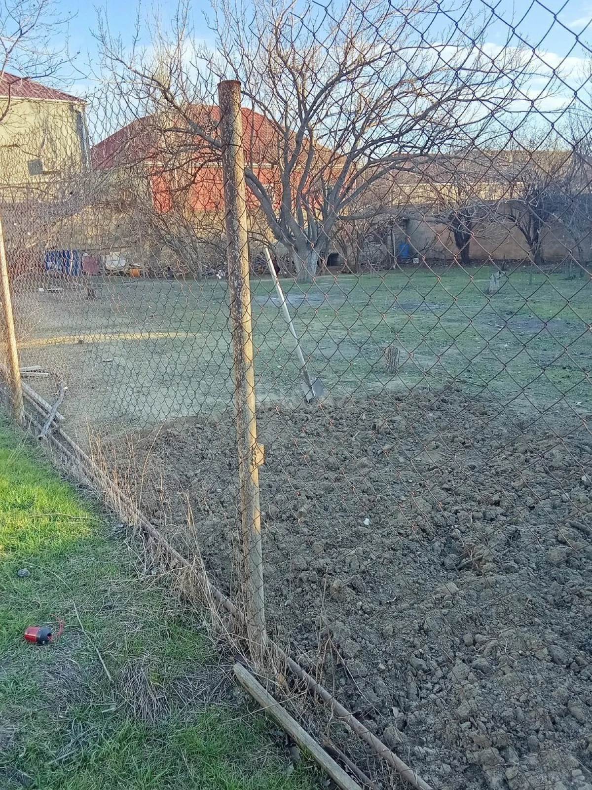 Satılır torpaq sahəsi 6 m²