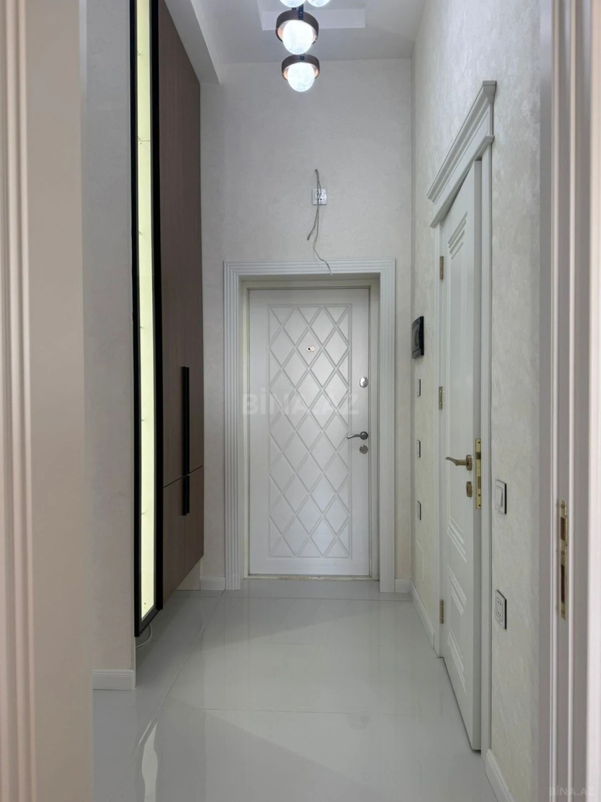 Kirayə verilir 2 otaqlı mənzil 60 m²