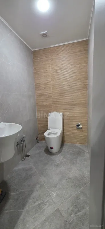 Kirayə verilir 2 otaqlı mənzil 85 m²