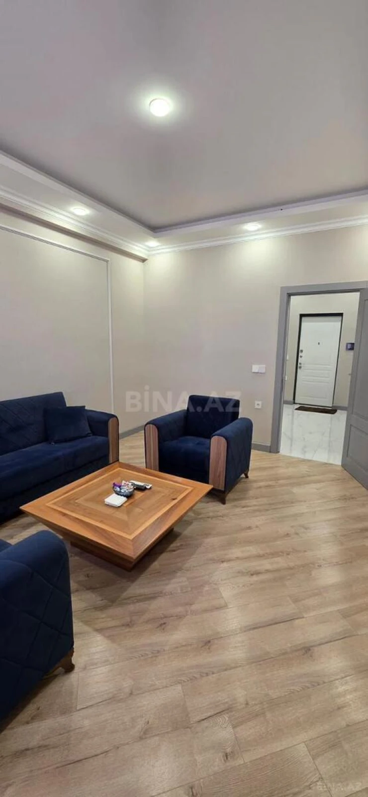 Kirayə verilir 2 otaqlı mənzil 85 m²