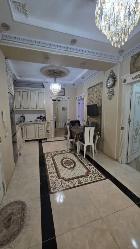 Satılır 4 otaqlı mənzil 99 m²