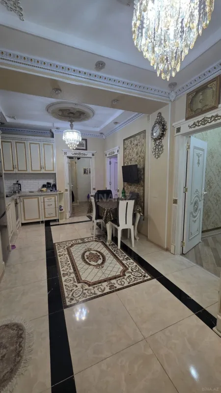 Satılır 4 otaqlı mənzil 99 m²