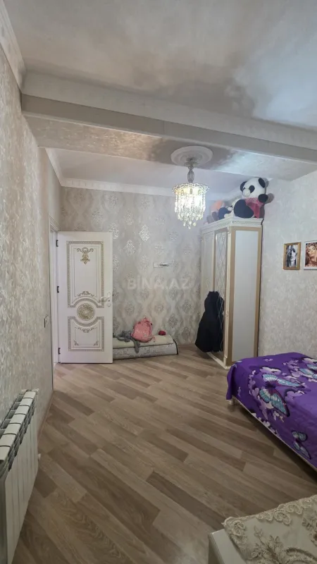 Satılır 4 otaqlı mənzil 99 m²