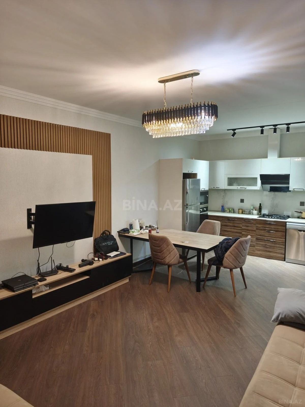 Kirayə verilir 3 otaqlı mənzil 110 m²