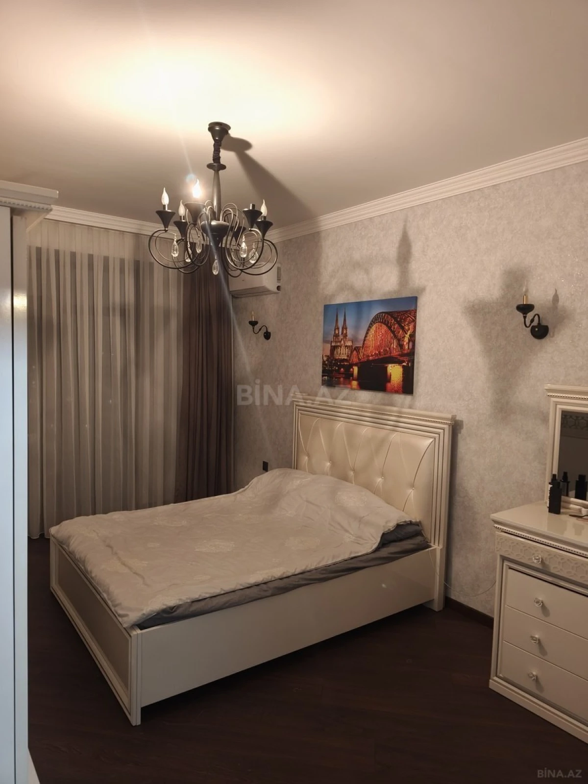 Kirayə verilir 3 otaqlı mənzil 110 m²