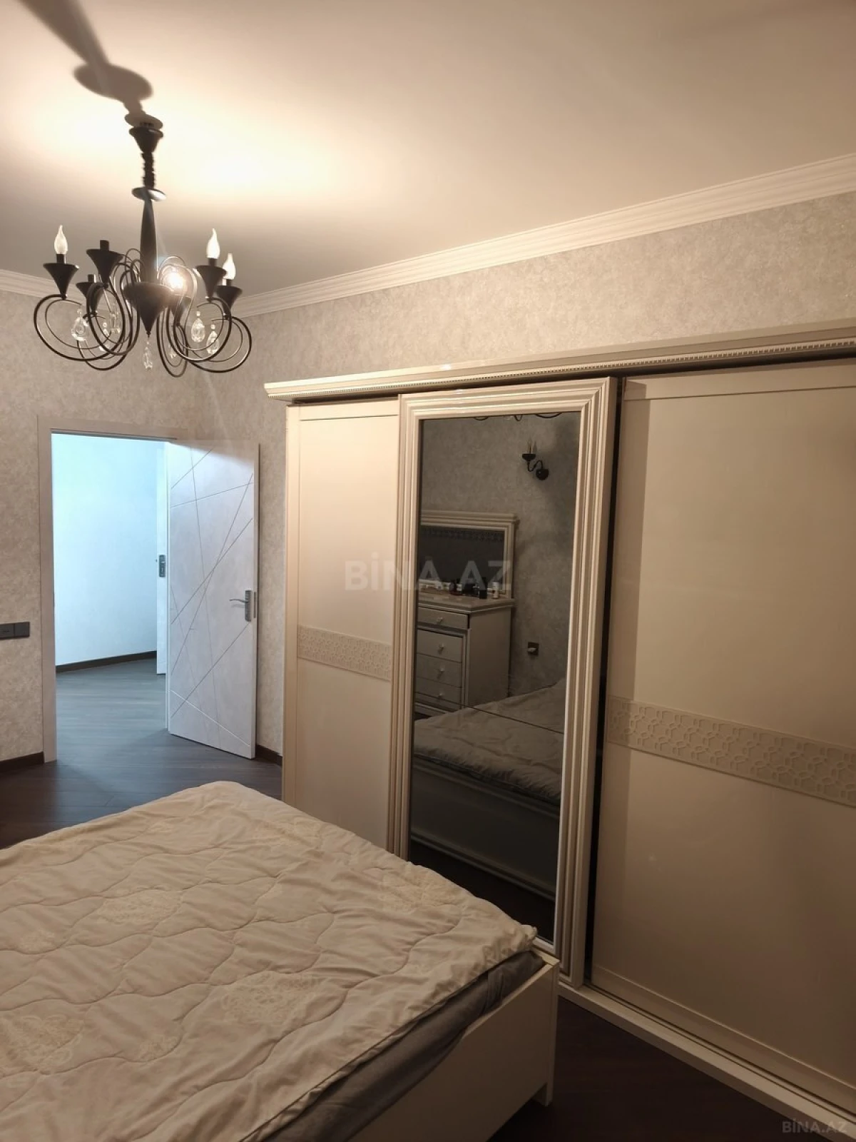 Kirayə verilir 3 otaqlı mənzil 110 m²