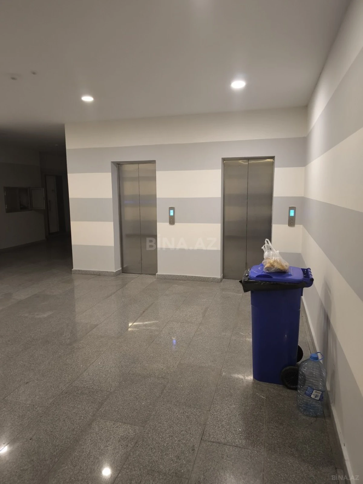 Kirayə verilir 3 otaqlı mənzil 110 m²