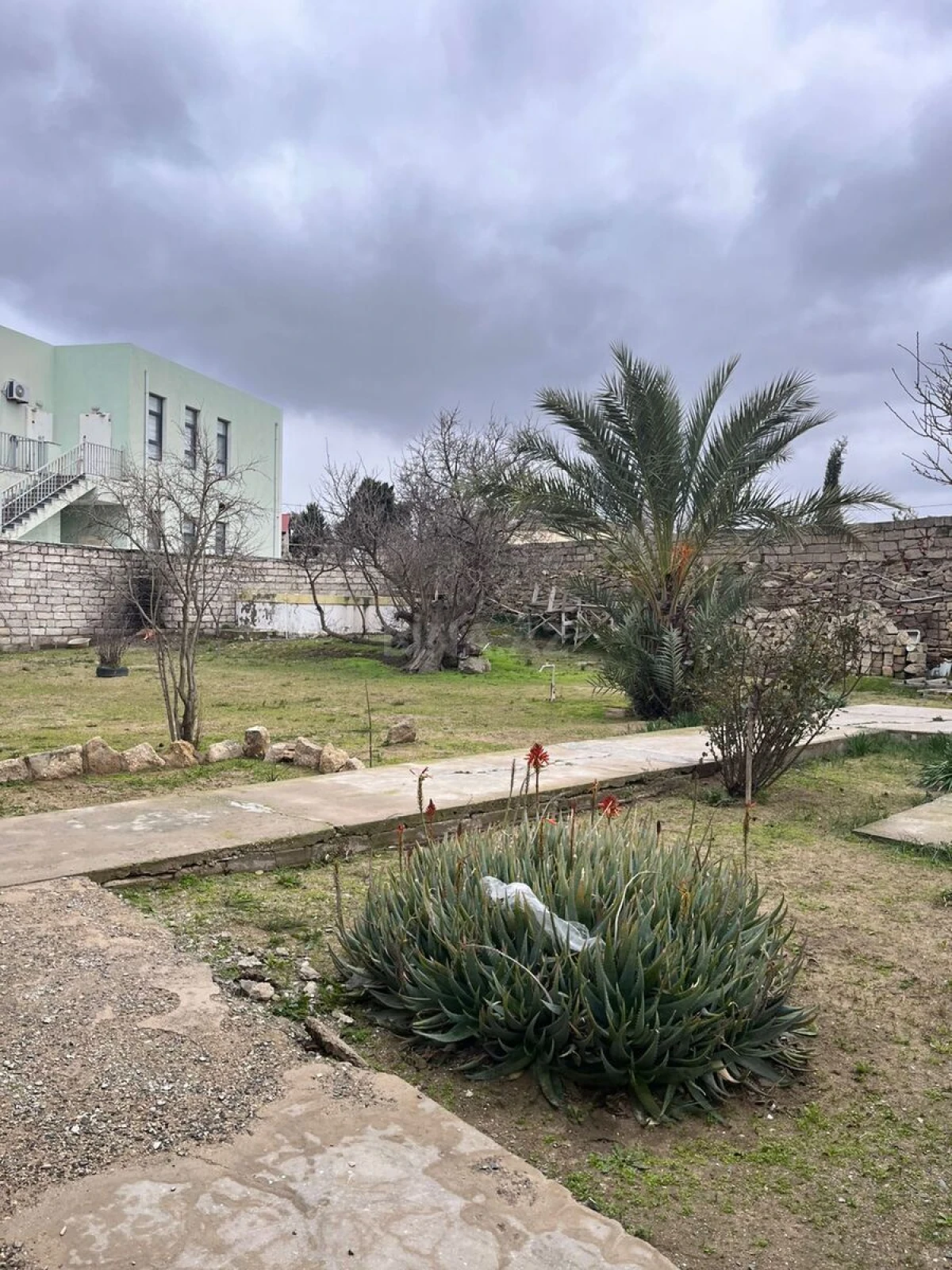 Satılır torpaq sahəsi 4 m²