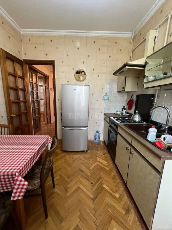 Kirayə verilir 3 otaqlı mənzil 75 m²