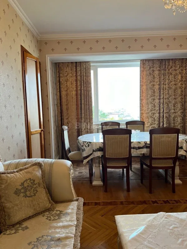 Kirayə verilir 3 otaqlı mənzil 75 m²