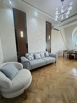 Kirayə verilir 2 otaqlı mənzil 60 m² — Bakı, Nərimanov 2 otaq 60.00 m²