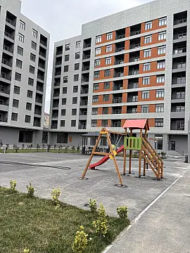 Satılır 2 otaqlı mənzil 85.7 m²