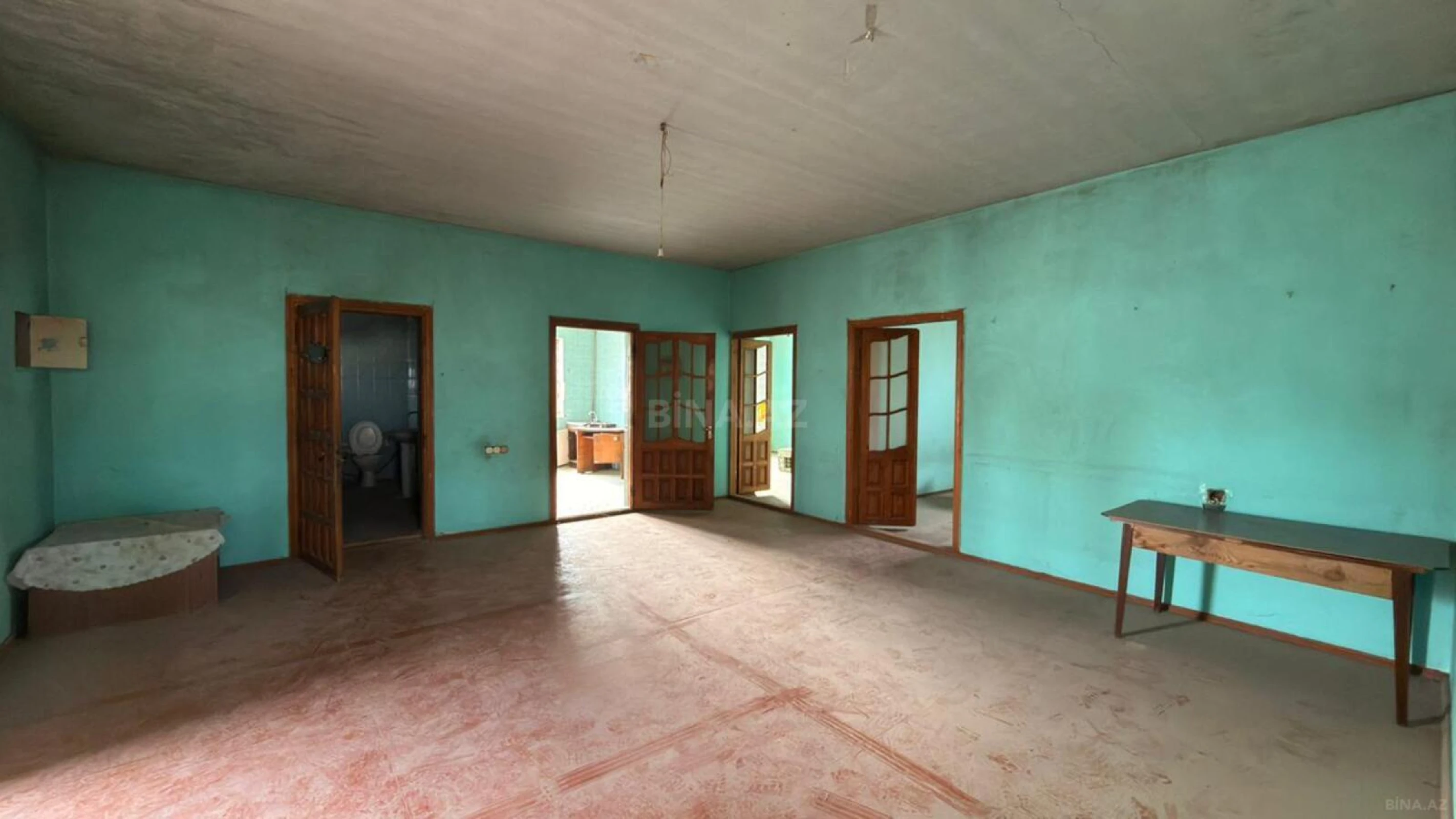 Satılır 3 otaqlı həyət evi 800 m²