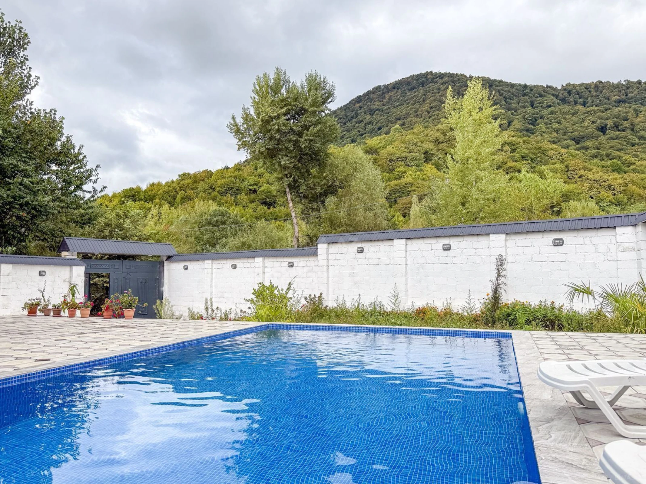 Kirayə verilir 4 otaqlı həyət evi 120 m²