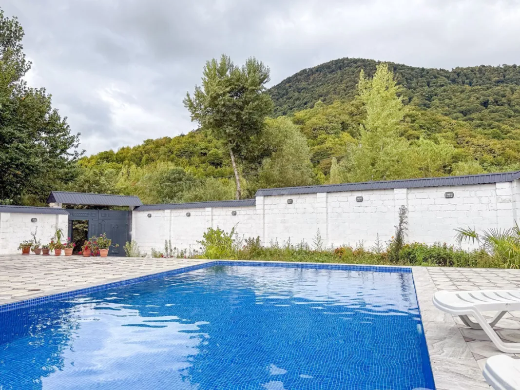 Kirayə verilir 4 otaqlı həyət evi 120 m²