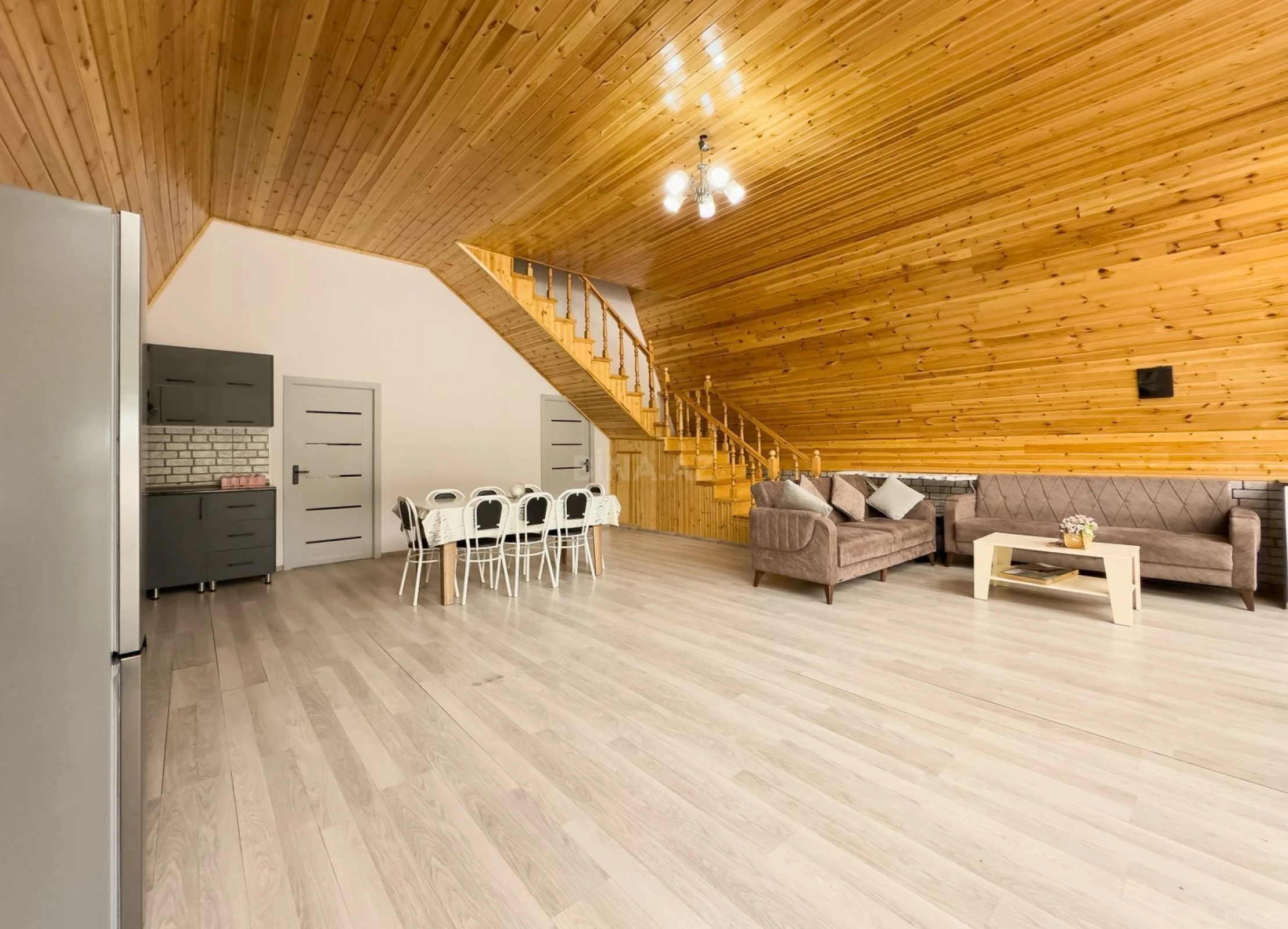 Kirayə verilir 4 otaqlı həyət evi 120 m²