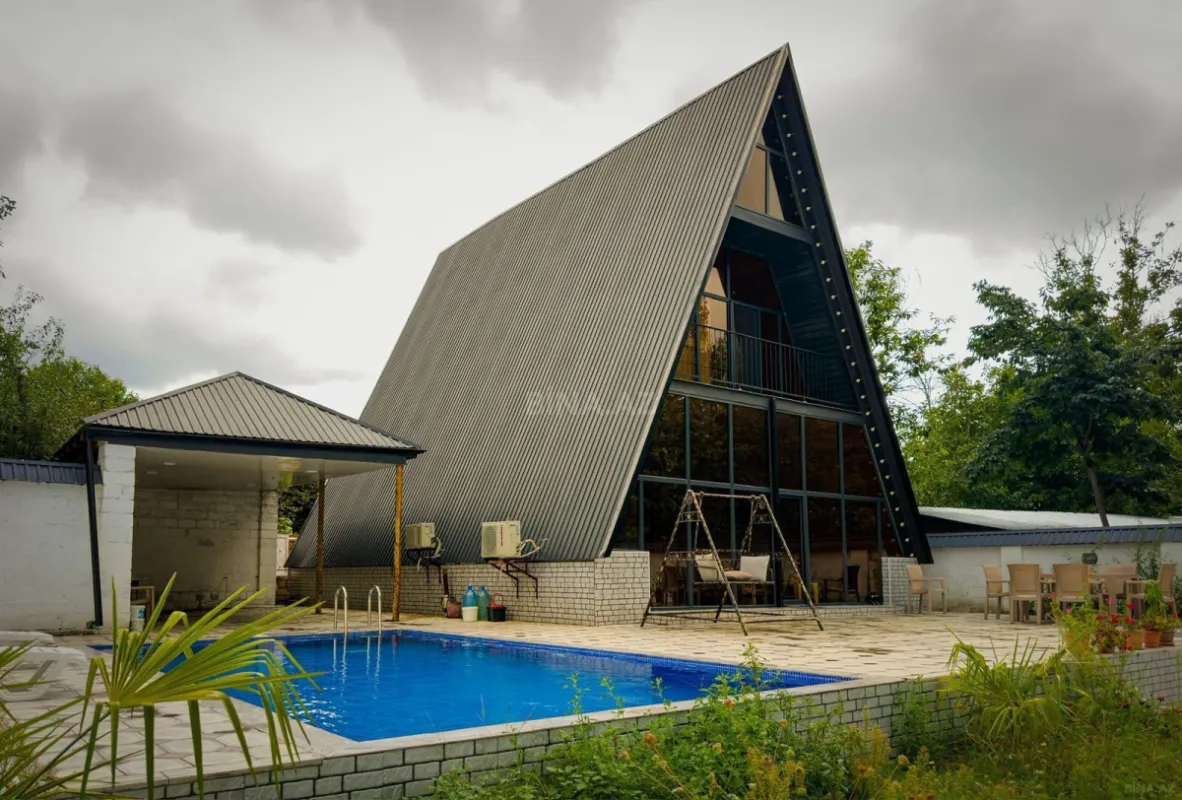 Kirayə verilir 4 otaqlı həyət evi 120 m²