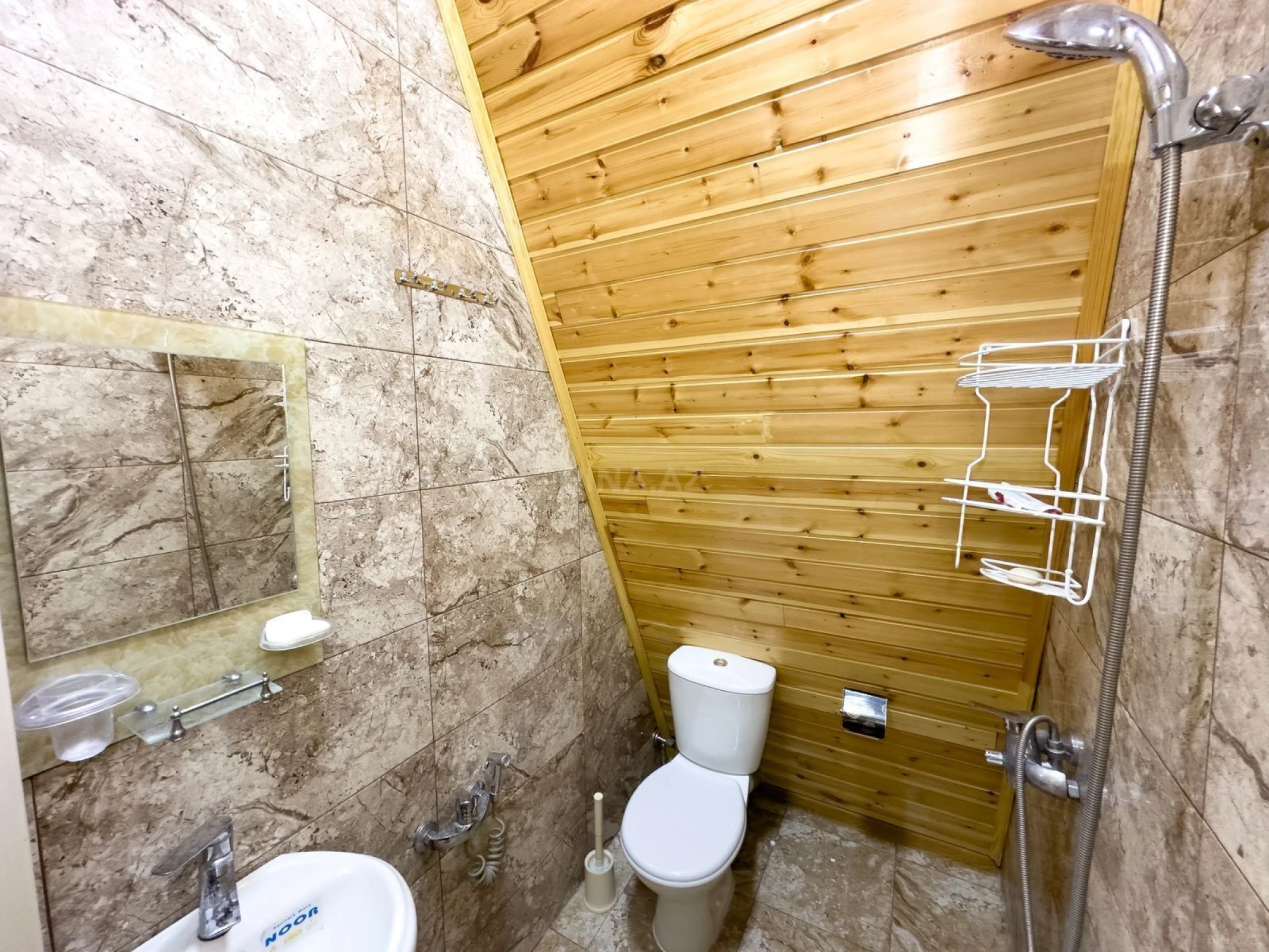 Kirayə verilir 4 otaqlı həyət evi 120 m²