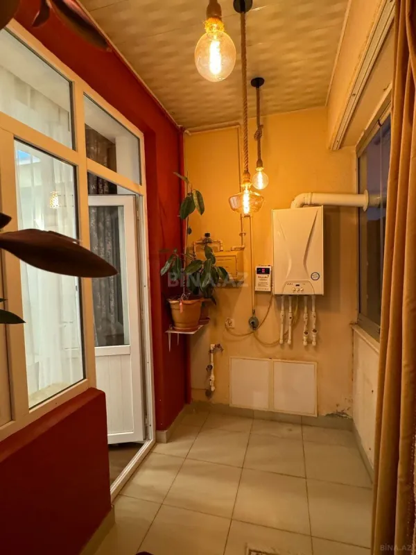 Satılır 4 otaqlı mənzil 168 m²