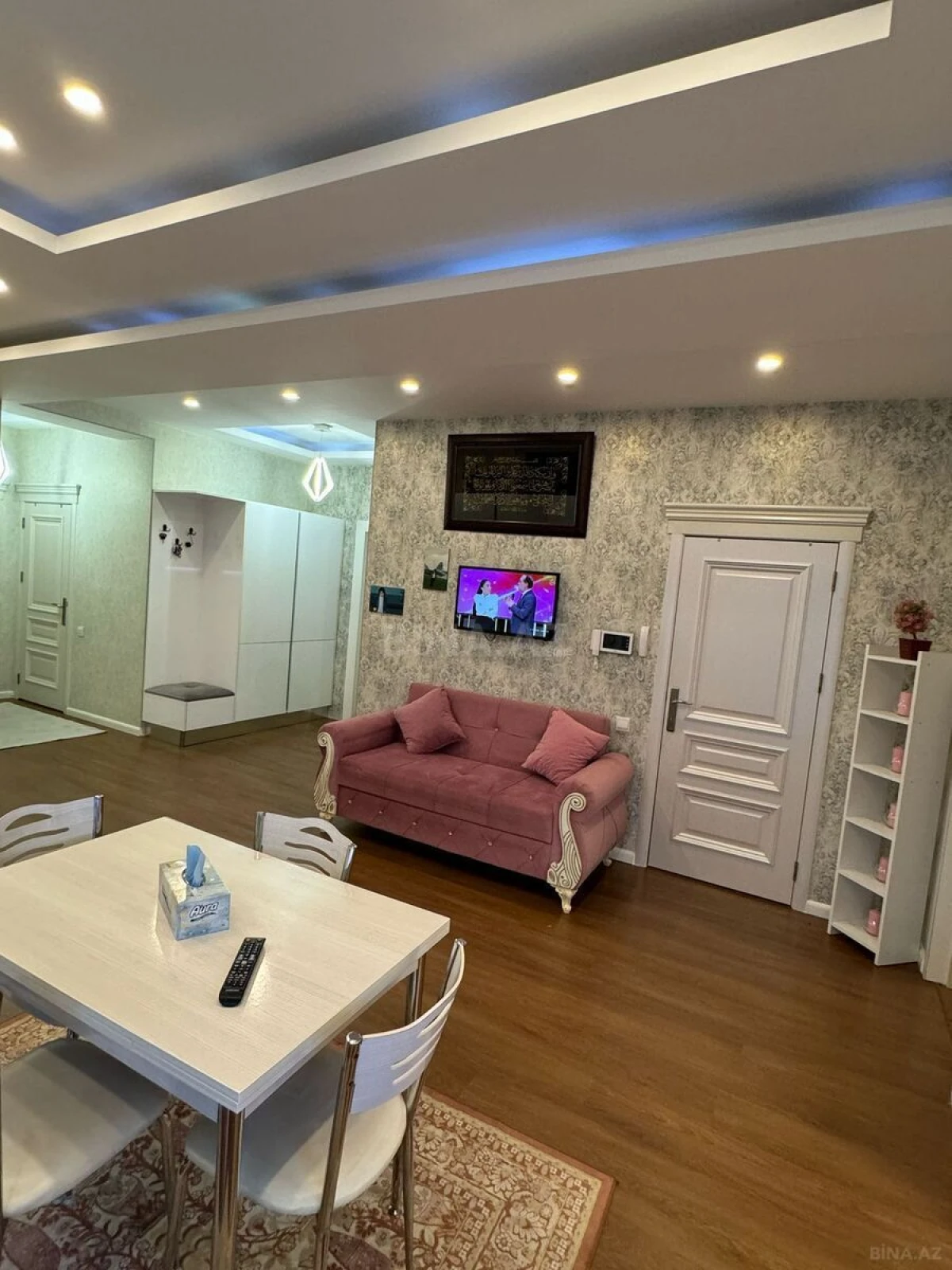 Satılır 4 otaqlı mənzil 168 m²