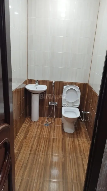 Satılır 3 otaqlı mənzil 127 m²