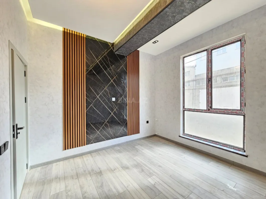 Satılır 2 otaqlı mənzil 54 m²