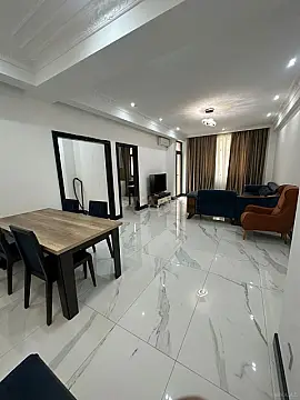 Kirayə verilir 2 otaqlı mənzil 95 m² — Bakı, Xətai 2 otaq 95.00 m²