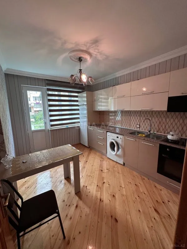 Kirayə verilir 2 otaqlı mənzil 60 m²