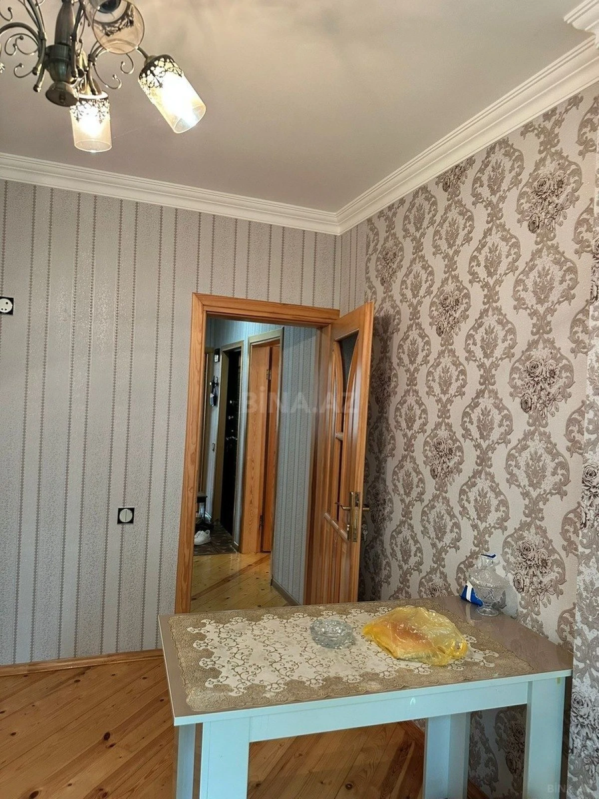 Kirayə verilir 2 otaqlı mənzil 60 m²