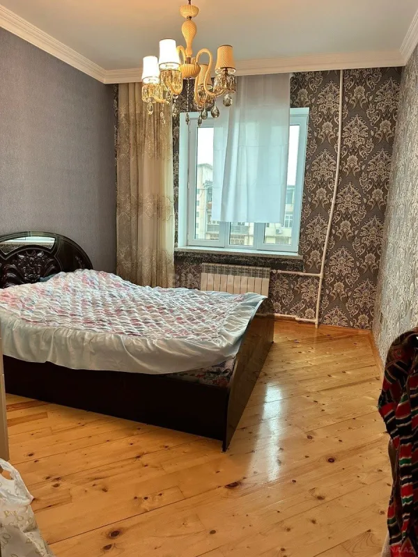 Kirayə verilir 2 otaqlı mənzil 60 m²