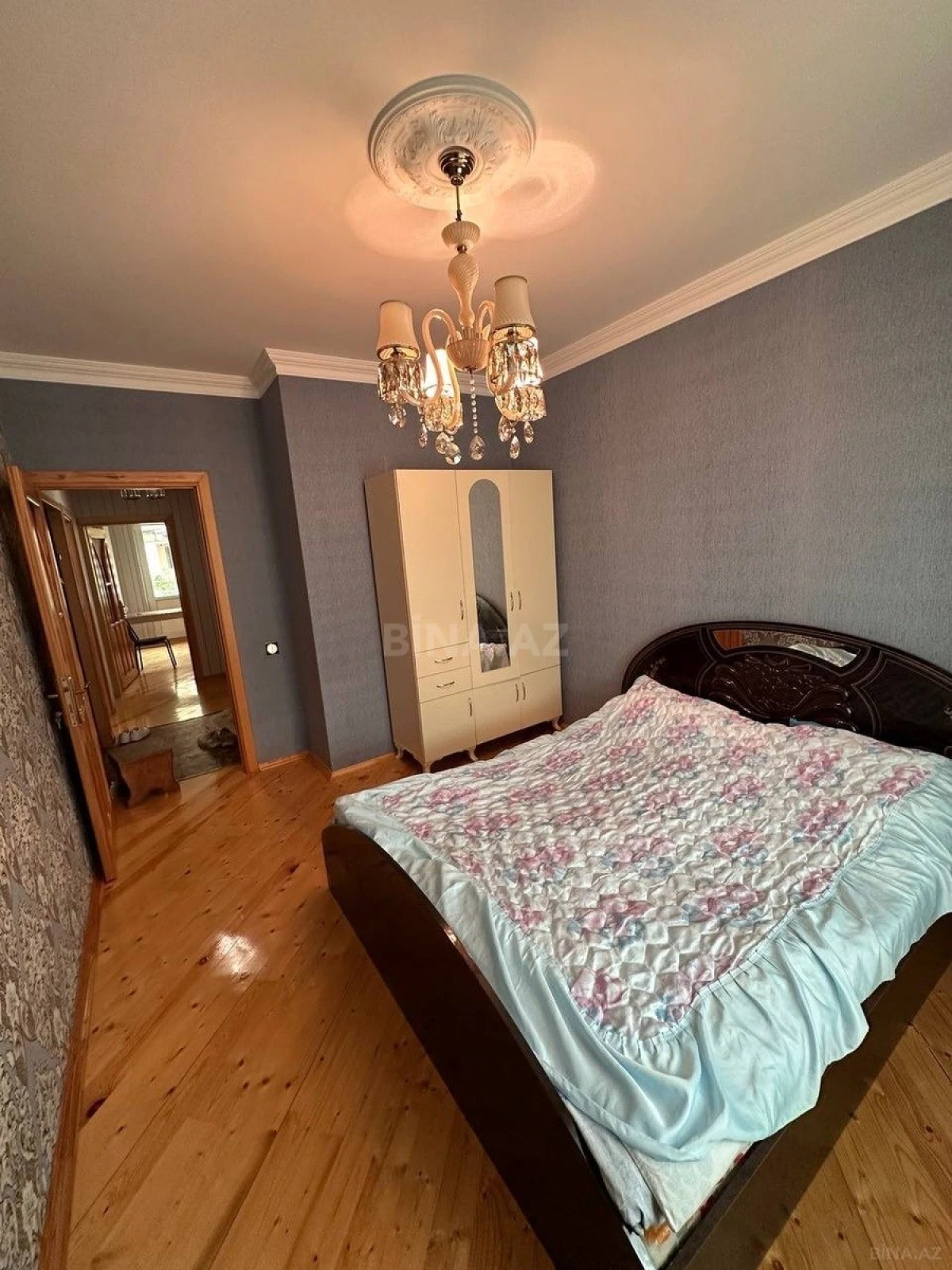 Kirayə verilir 2 otaqlı mənzil 60 m²