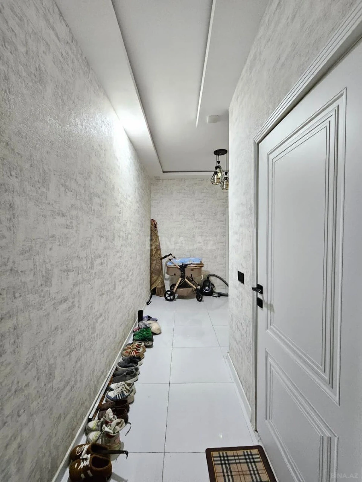 Satılır 3 otaqlı mənzil 82 m²