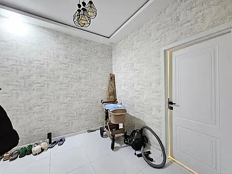 Satılır 3 otaqlı mənzil 82 m²