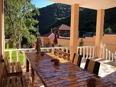 Kirayə verilir 6 otaqlı həyət evi 120 m²