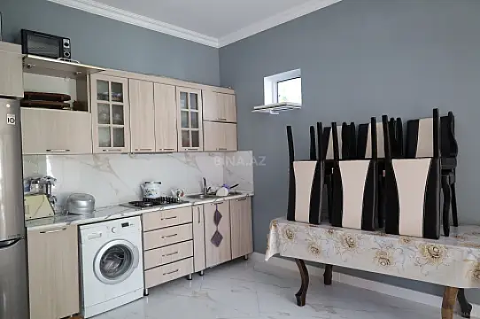 Kirayə verilir 6 otaqlı həyət evi 120 m²