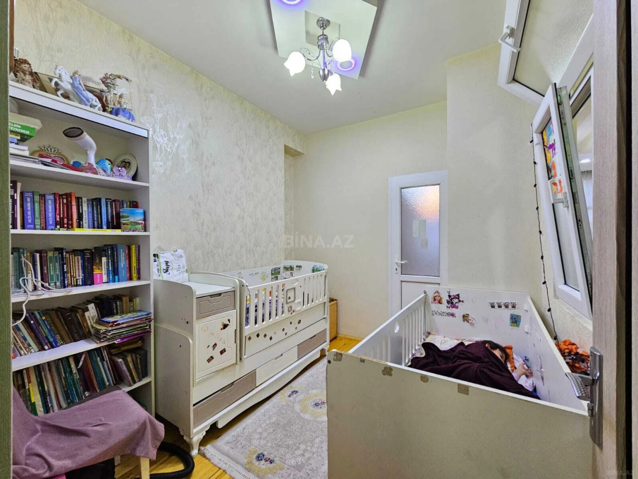 Satılır 3 otaqlı mənzil 64 m²