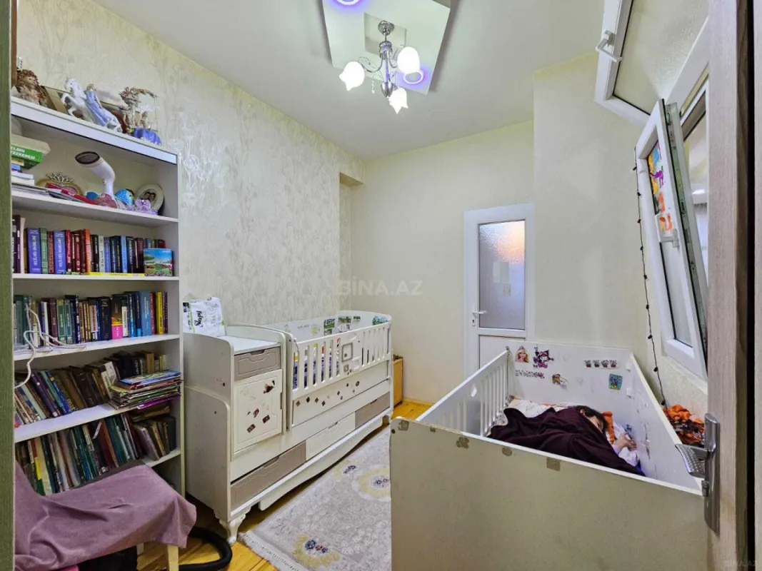 Satılır 3 otaqlı mənzil 64 m²