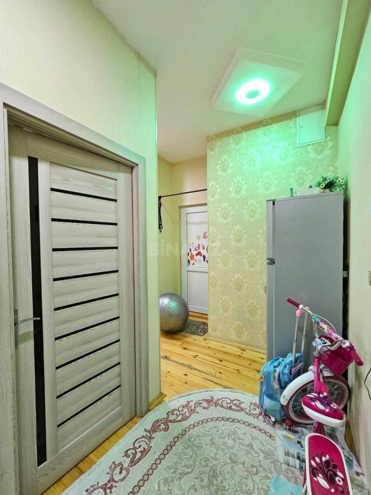 Satılır 3 otaqlı mənzil 64 m²