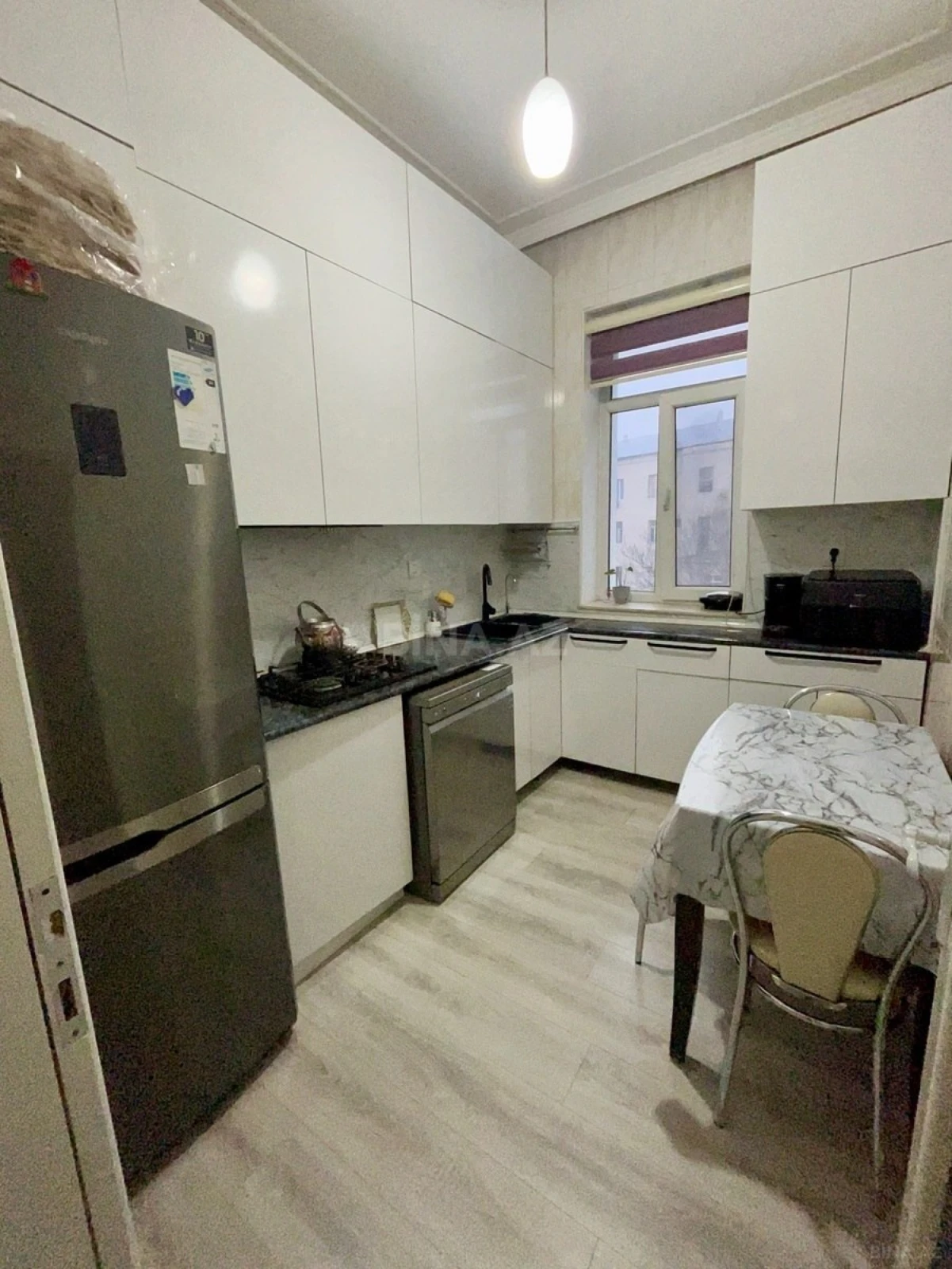 Satılır 3 otaqlı mənzil 71 m²
