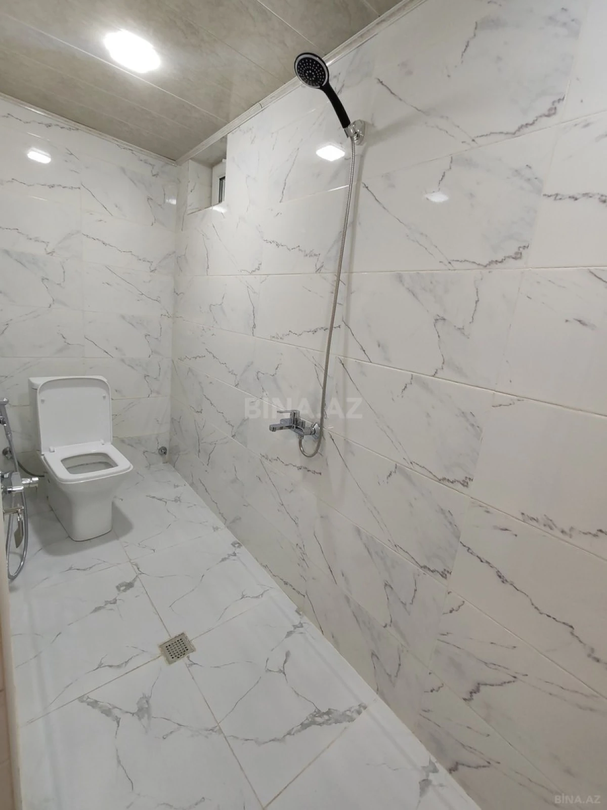 Kirayə verilir 2 otaqlı həyət evi 53 m²
