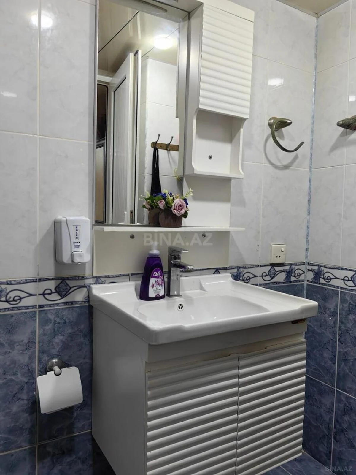 Kirayə verilir 2 otaqlı mənzil 60 m²