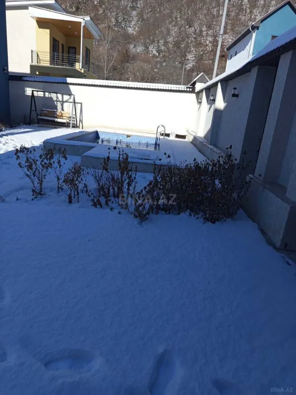 Kirayə verilir 5 otaqlı həyət evi 100 m²