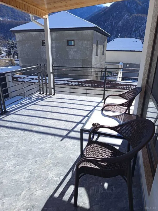 Kirayə verilir 5 otaqlı həyət evi 100 m²