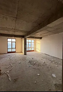 Satılır 3 otaqlı mənzil 136.4 m²