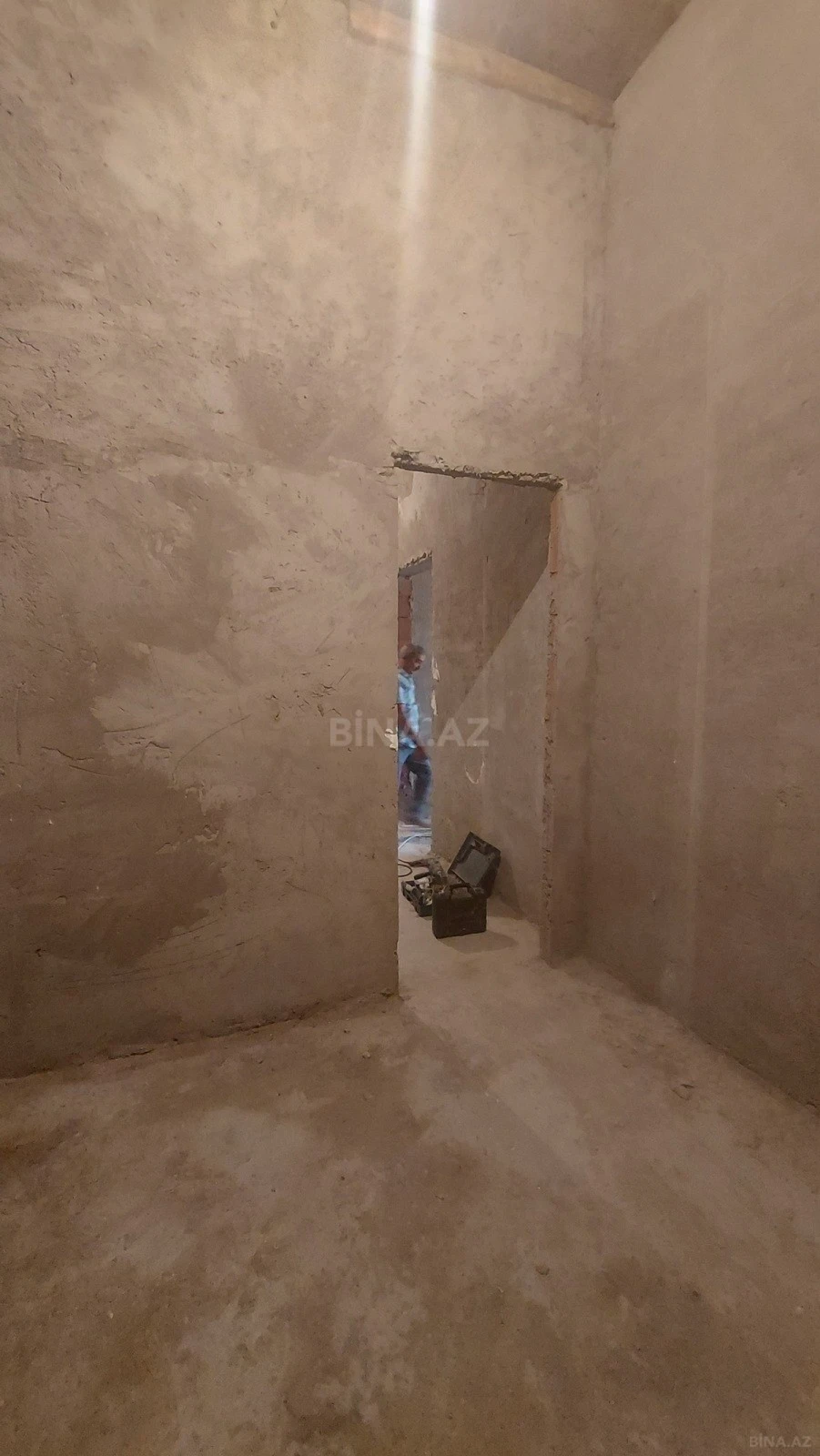 Satılır 3 otaqlı mənzil 136.4 m²