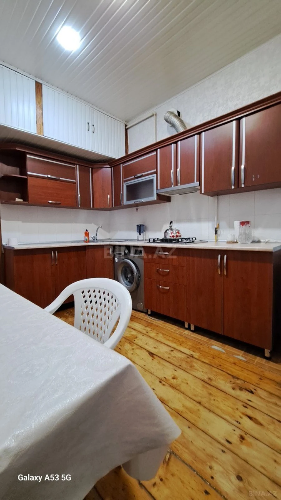 Kirayə verilir 2 otaqlı mənzil 70 m²
