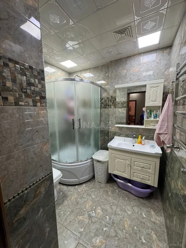 Satılır 2 otaqlı mənzil 100 m²