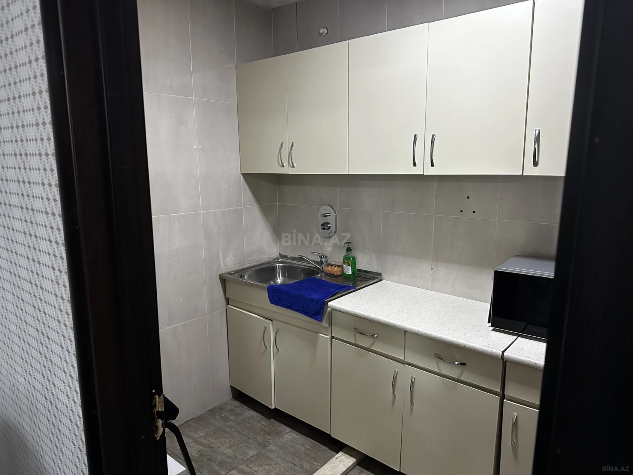 Kirayə verilir 1 otaqlı ofis 20 m²