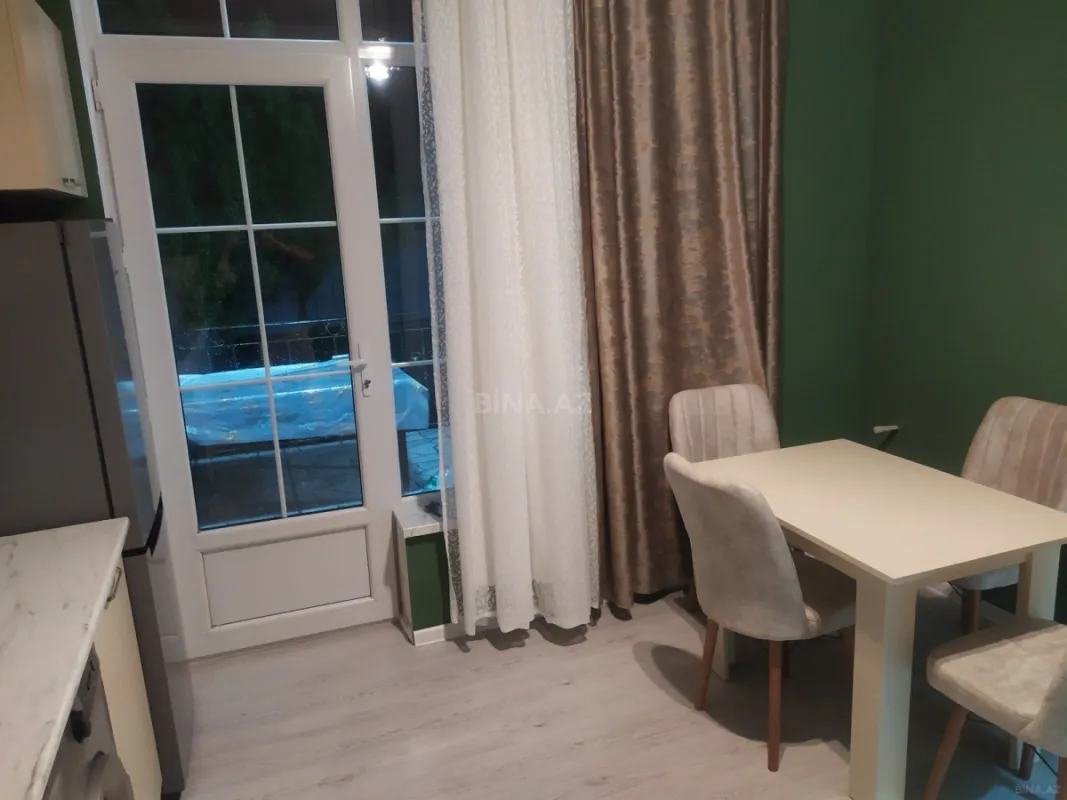 Kirayə verilir 5 otaqlı həyət evi 100 m²