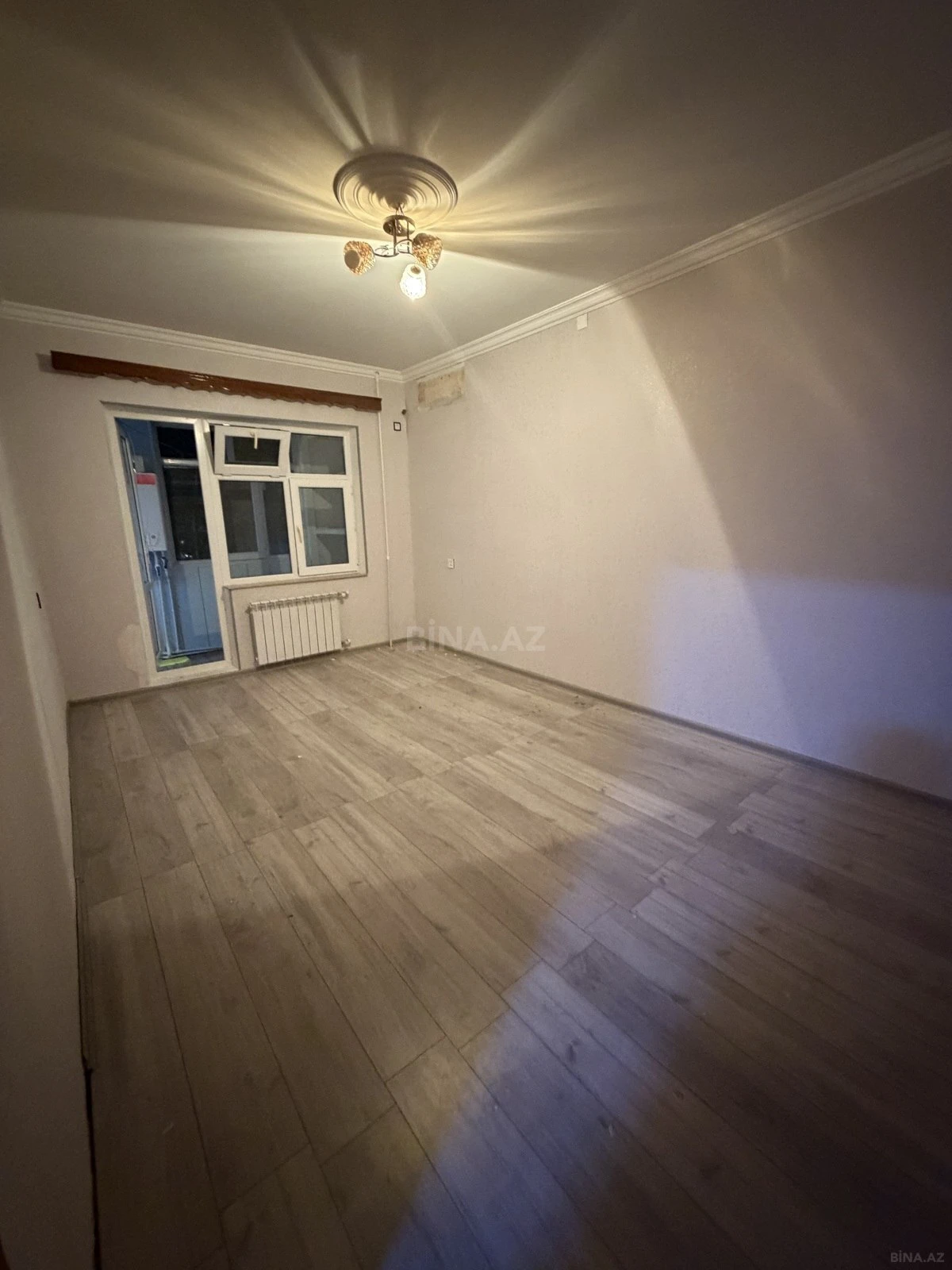Satılır 2 otaqlı mənzil 65 m²